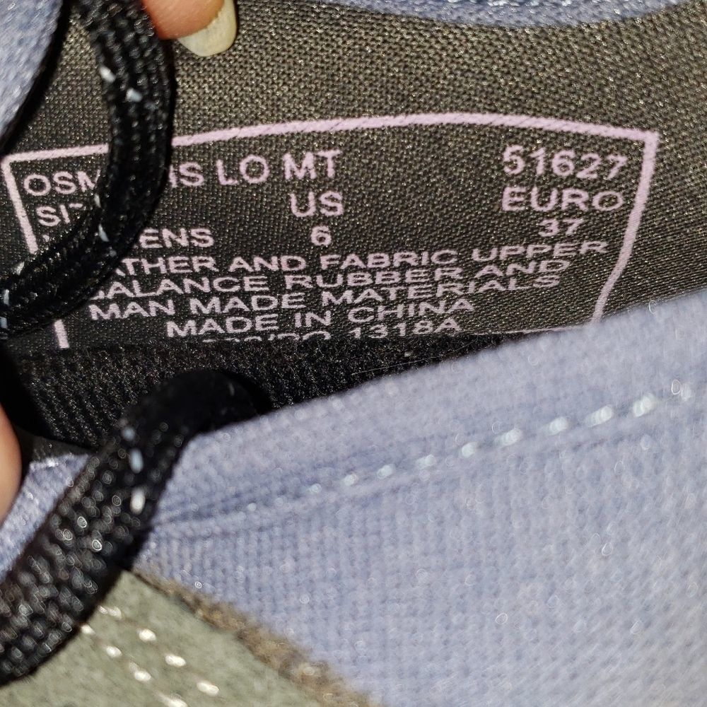 Bogs waterproof hiking Sneakers - Picture 6 of 8